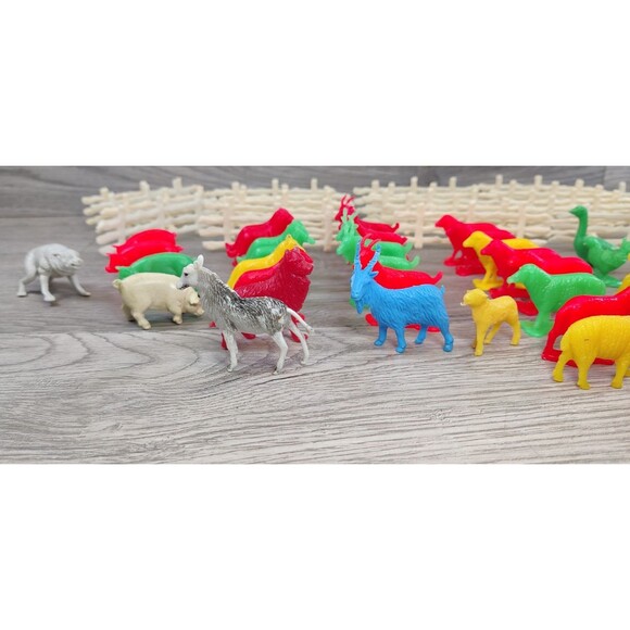 Lot Of Vintage 69 Plastic Animals Farm Wild And Fences-Horses, Pigs, Dogs, Duck - Picture 8 of 12